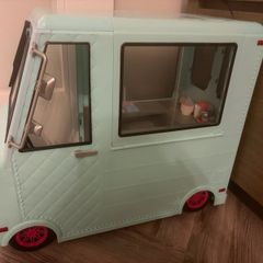 ice-cream van