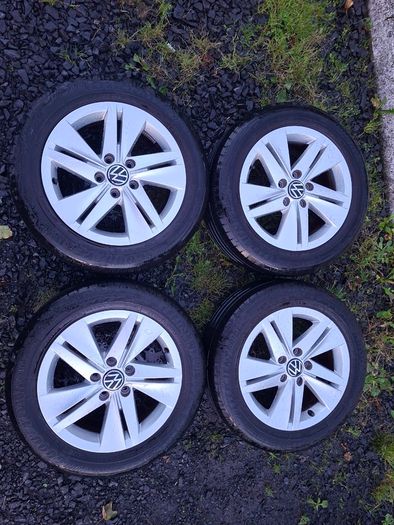 16" Genuine Vw Alloys with tyres