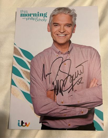 Assortment of autographs