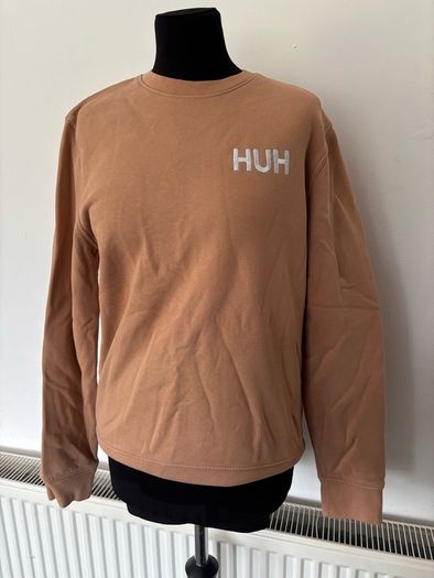 Huh Clothing