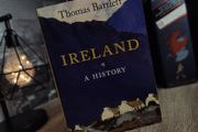 Ireland A History ! by Thomas Bartlett ! 2011 ! by Cambridge University Press !