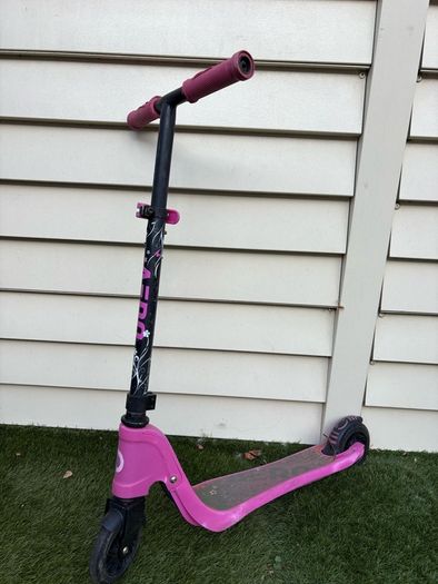 Free to take scooter
