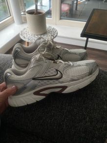 mens trainers