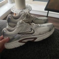 mens trainers