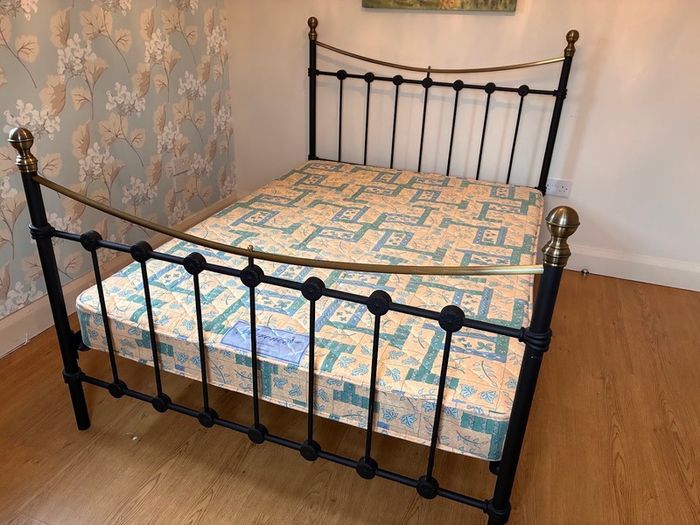Black metal and brass double bed frame c/w mattress
