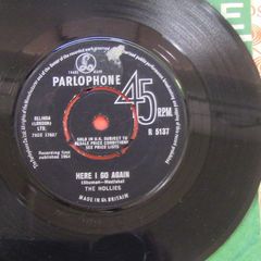 The Hollies - Here I Go Again 7" Single