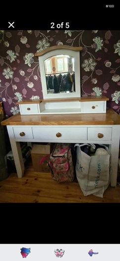 Solid Oak & Timber Bedroom Set: Wardrobe & Dressing Table