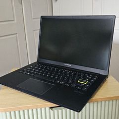 Asus Vivobook laptop