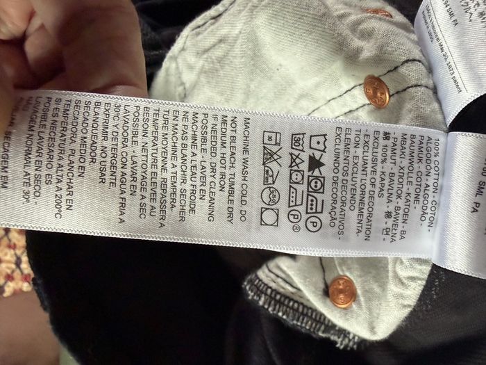 Levi Jeans black 501 buttonfly NEW