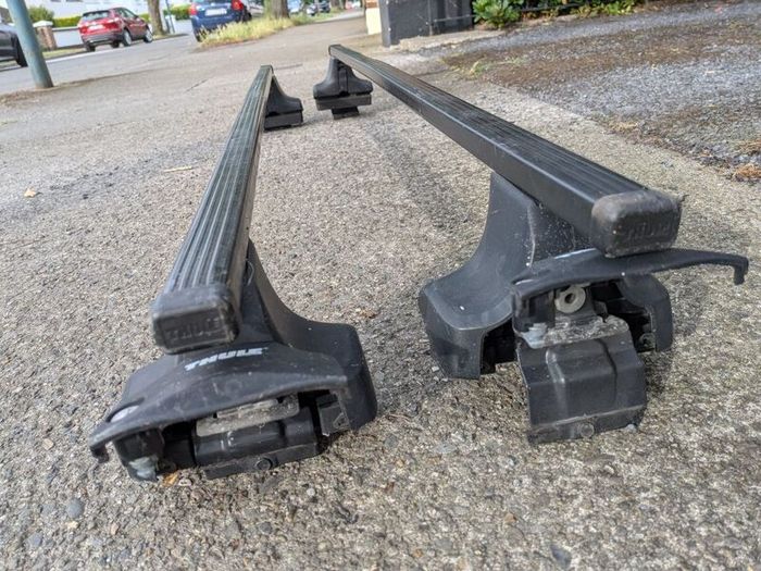 Thule Roof Bars