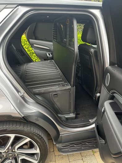 Land Rover 2024 Discovery Hse Comm. Price Drop