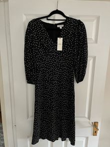 Brand new Jeager silk dress in dots