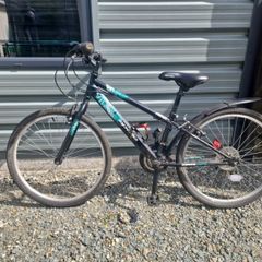 Apollo 24" bike