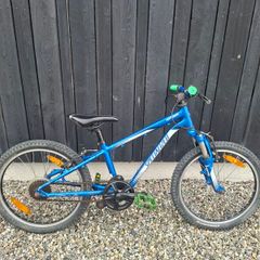 Specialised Hot Rock 16