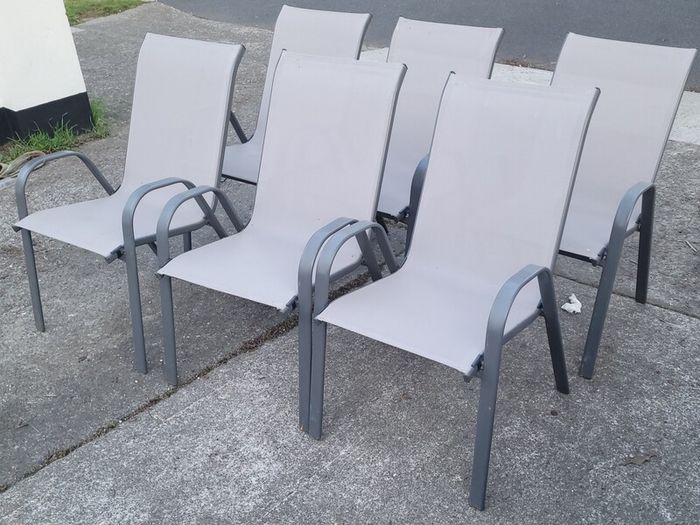 6 x outdoor garden chairs