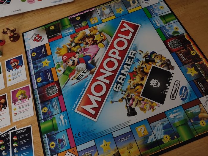 Monopoly Gamer ! Battle For The Highest Score ! COMPLETE ! Board game ! Nintendo ! Hasbro ! Super Mario !