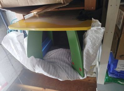 Kid table