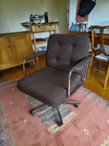 retro office chair