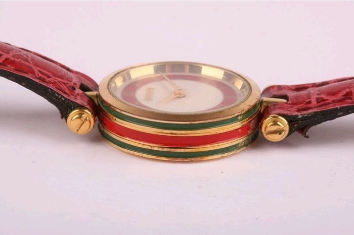 Gucci Sherry Line 2000L Quartz Womes Watch 22mm Gold Plated