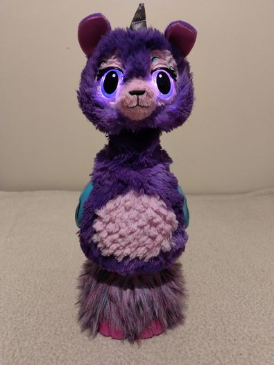 Hatchimals Wow, talking, moving interactive electronic Llalacorn 82cms