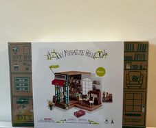 Rolife DIY Miniature House Kit - Simon's Coffee