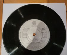 Mark Knopfler Your Latest Trick 7 inch Single