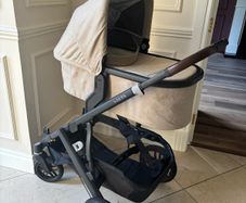 Uppababy Vista V2 in Liam colour
