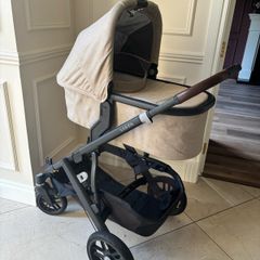 Uppababy Vista V2 in Liam colour