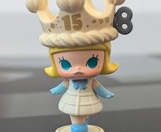 Pop Mart Pop Bean Molly Celebrate This Moment Rare!