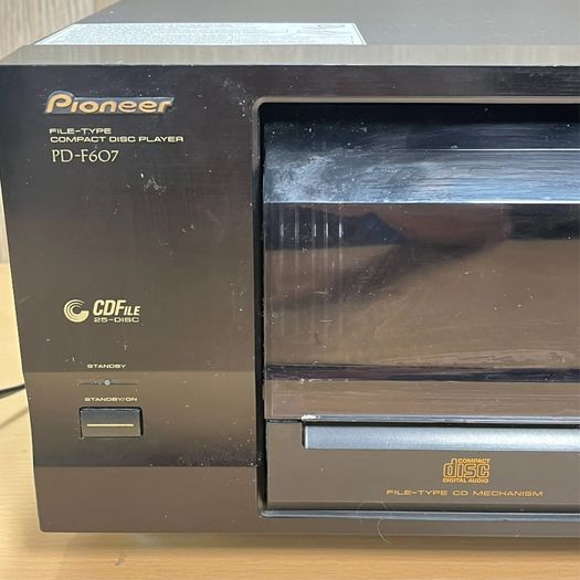Pioneer PD-F607 - 25 CD Changer - CD Player - FAULTY