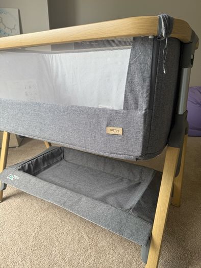 Tutti Bambini CoZee Bedside Crib - Oak and Charcoal