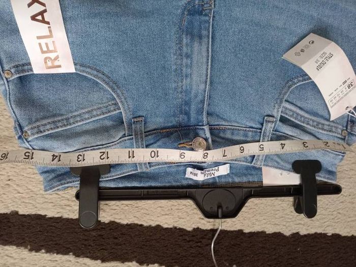 womens jeans M