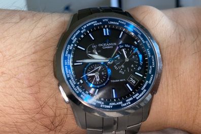 Casio Oceanus Manta OCW-S1400-1AJF solar radio watch