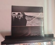 U2 vinyl pack of2