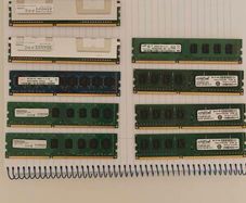 Lot of 4gb DDR 3 RAM memory sticks