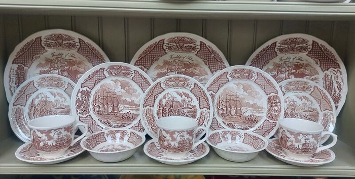 Fabulous Vintage 35 Piece Brown and White Fair Winds, Historical Scenes of Chinese Export to America Dinner Service by Alfred Meakin, Staffordshire