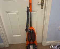 Carpet cleaner