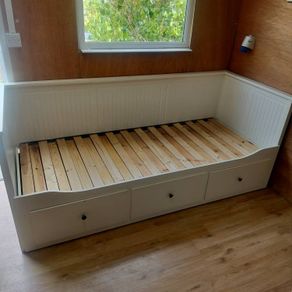 Hemnes daybed