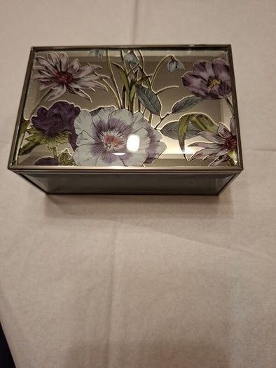 Glass Floral jewellery box