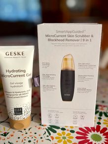 GESKE 9-in-1 facial scrubber