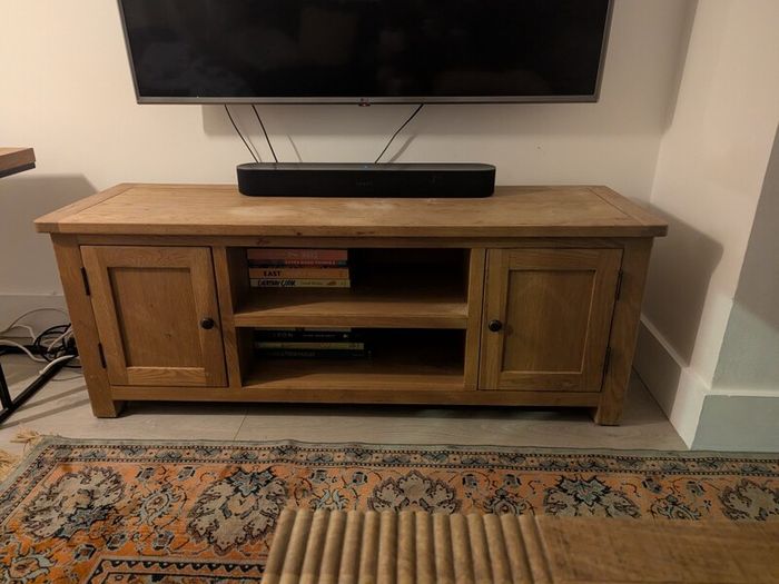 Solid Oak TV unit / TV stand