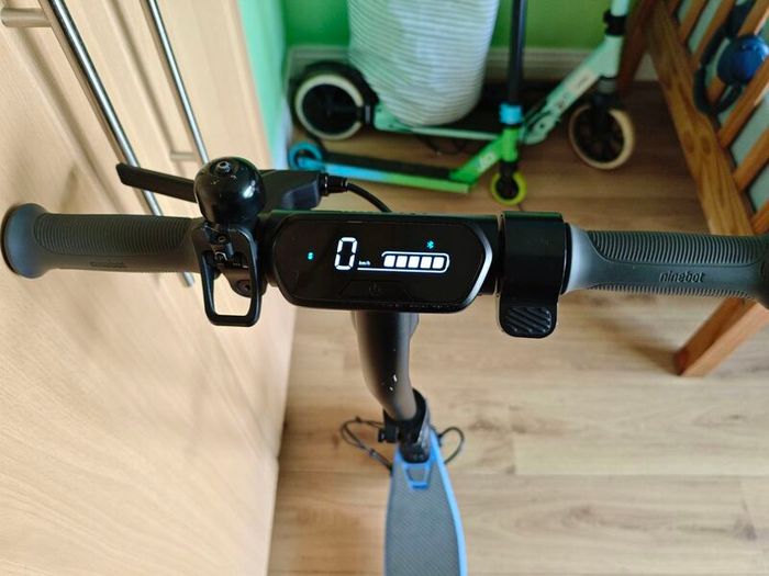 Segway Ninebot C2 Pro B Kids Electric Scooter