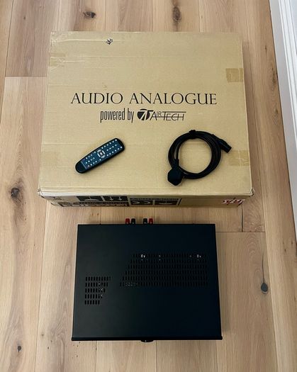 Audio Analogue Crescendo Airtech Amplifier - Mint Condition