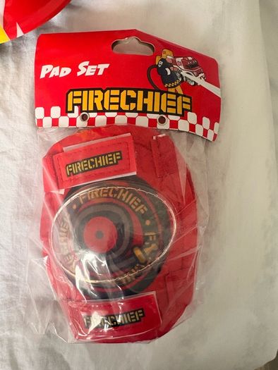 Fire chief helmet and protection pads