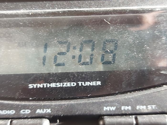 Amstrad Digital Mini HiFi Music System, Model. Micro 1000, Radio, Tape, CD and AUX, all in working order and in very good condition