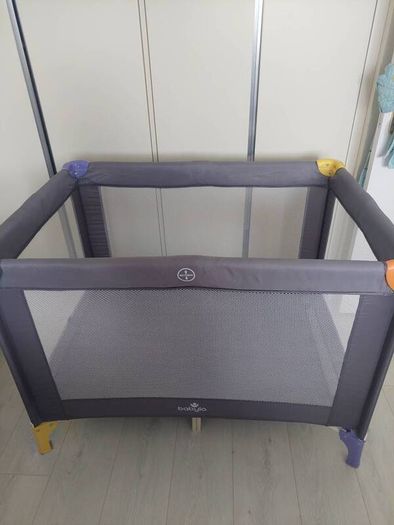 travel cot