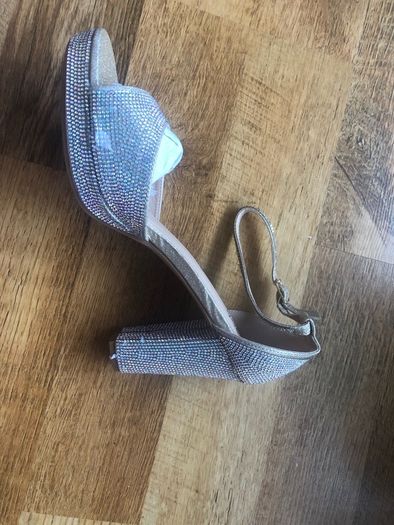 ladies high heels