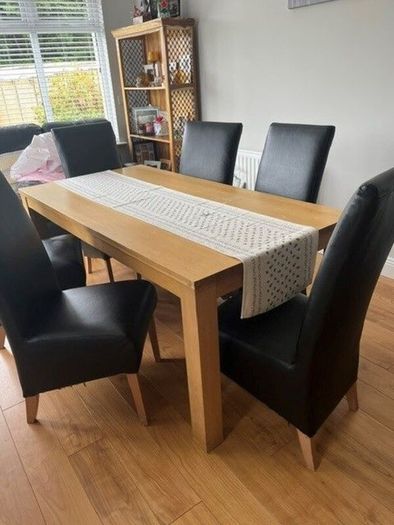 Dining room table and 6 chairs - Last Price drop