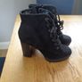 Ladies Suede Boots for Sale Image 2
