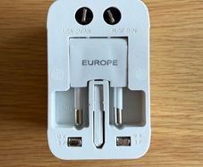 Universal travel adaptor